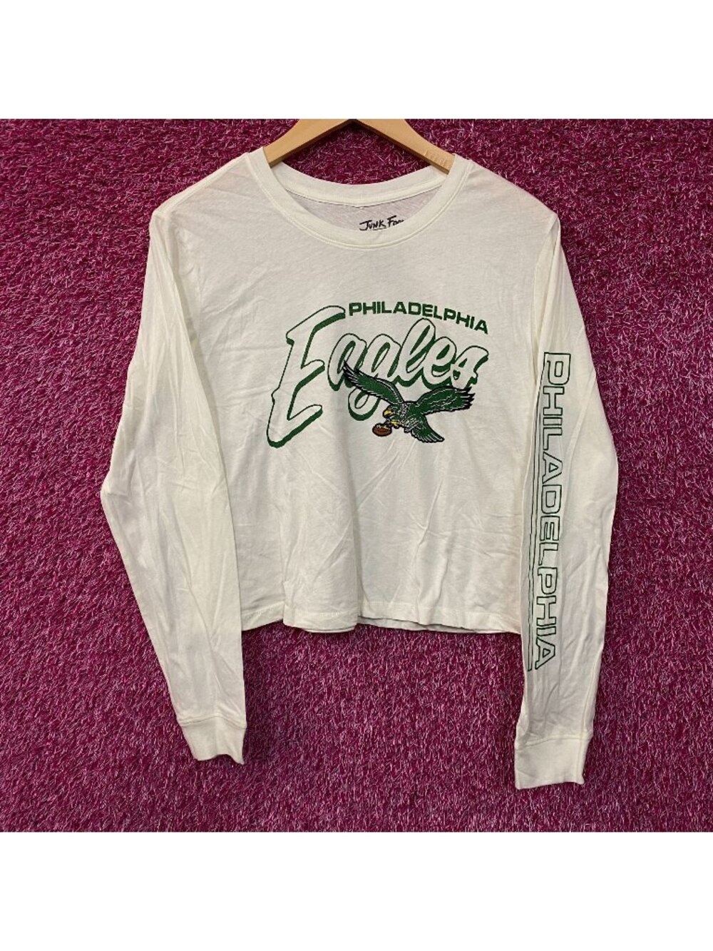 Junk Food Clothing NFL Philadelphia Eagles Touchdown Long Sleeve Cropped T-Shirt